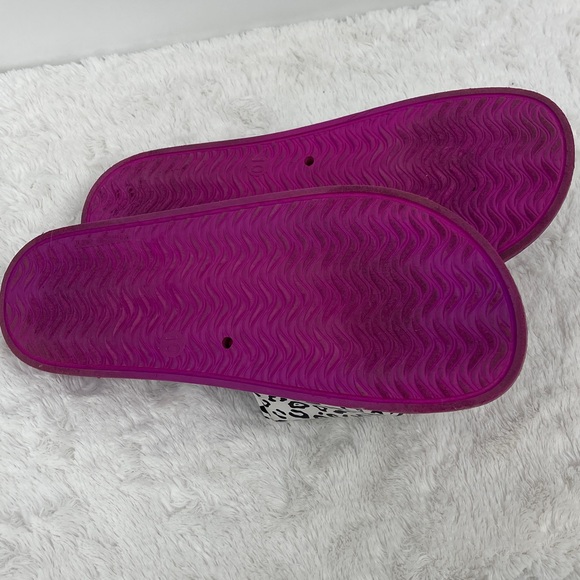 Joe Boxer Purple Leopard Women's Sandals/SLIDES SIZE 10 - Picture 4 of 5